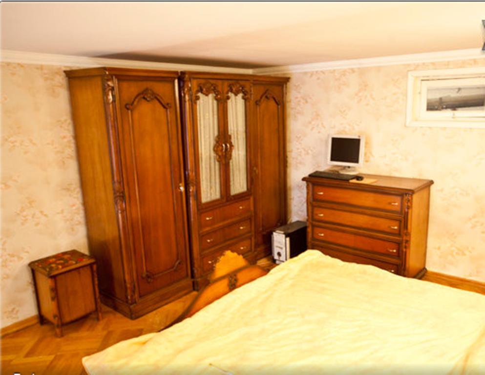 Evrika Apartments On Rustaveli Avenue Tiflis Oda fotoğraf